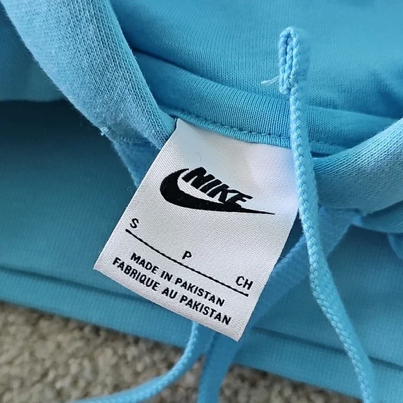 Nike Blue Hoodie - Picture 3 of 3